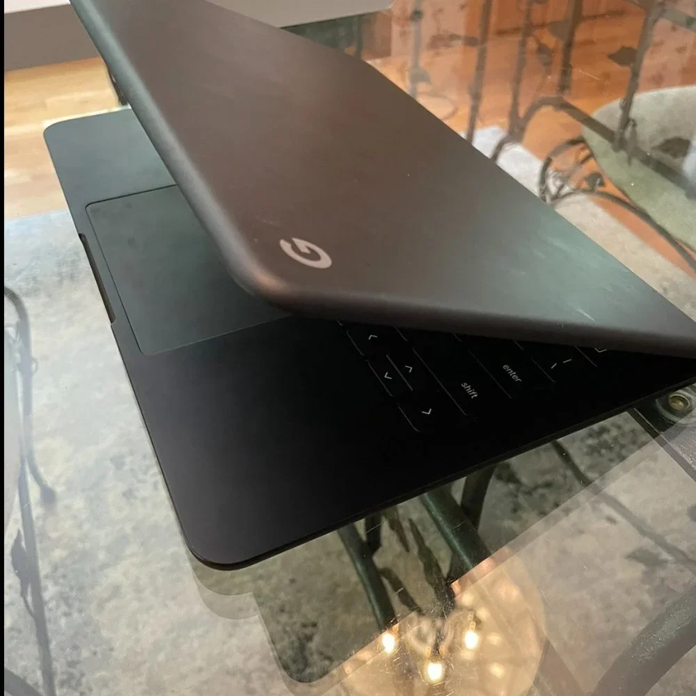 Google PixelBook Go Laptop